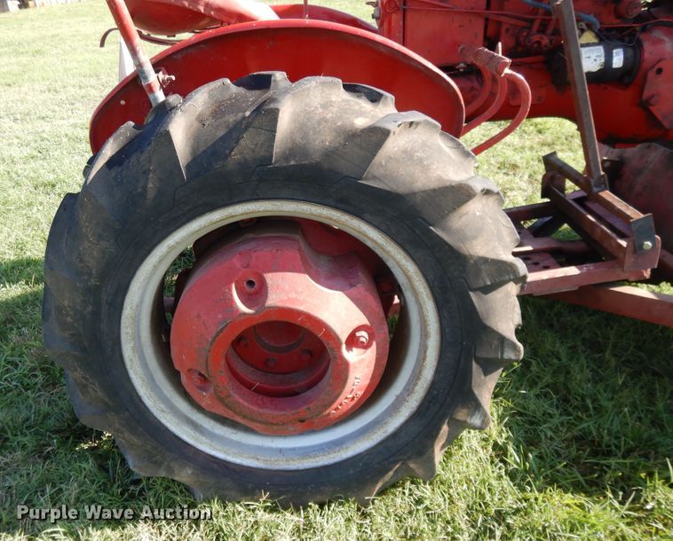 image for item DF5203 1953 Farmall Super A  tractor