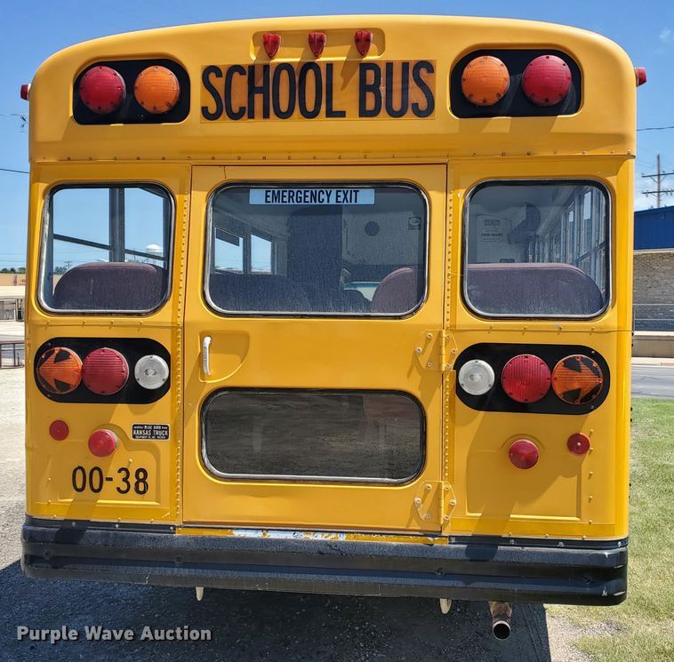 image for item DF5585 2000 Chevrolet Express 3500  Blue Bird school bus