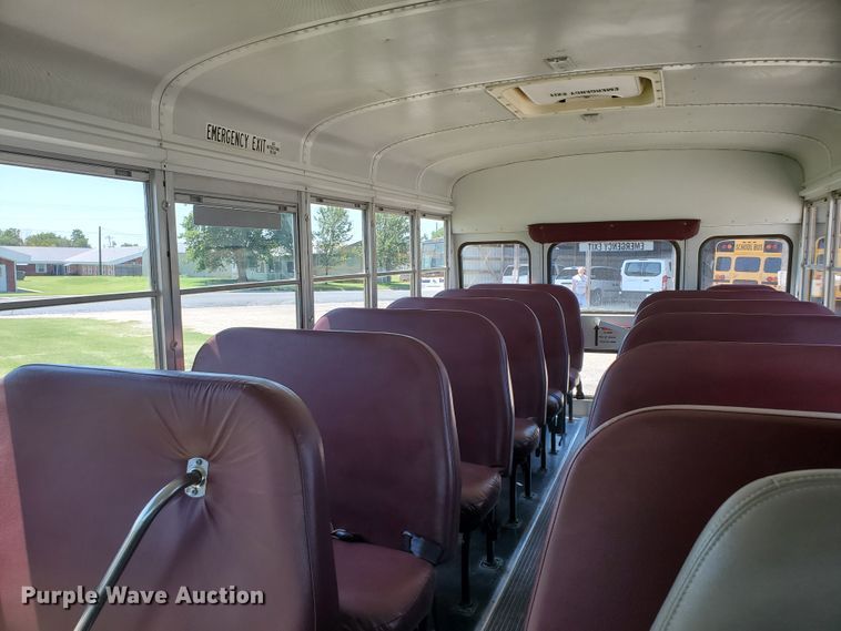 image for item DF5585 2000 Chevrolet Express 3500  Blue Bird school bus