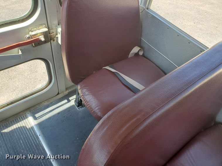 image for item DF5585 2000 Chevrolet Express 3500  Blue Bird school bus