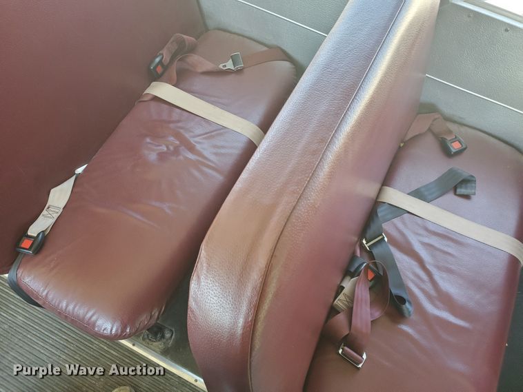 image for item DF5585 2000 Chevrolet Express 3500  Blue Bird school bus