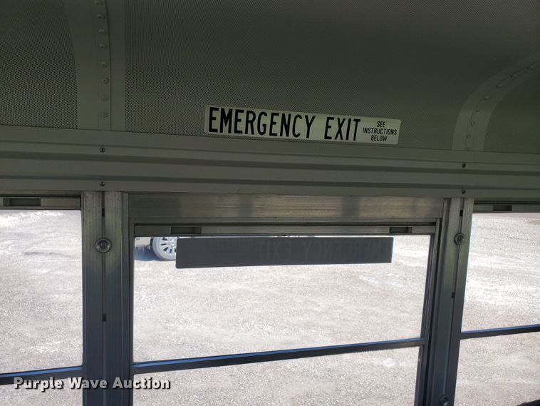 image for item DF5585 2000 Chevrolet Express 3500  Blue Bird school bus