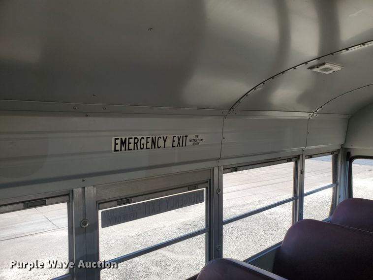 image for item DF5586 2000 Chevrolet  Blue Bird school bus