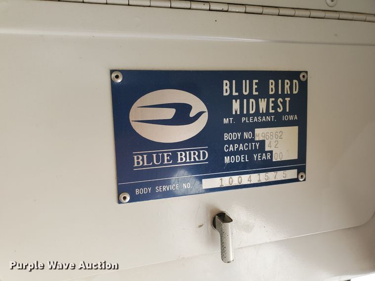 image for item DF5586 2000 Chevrolet  Blue Bird school bus