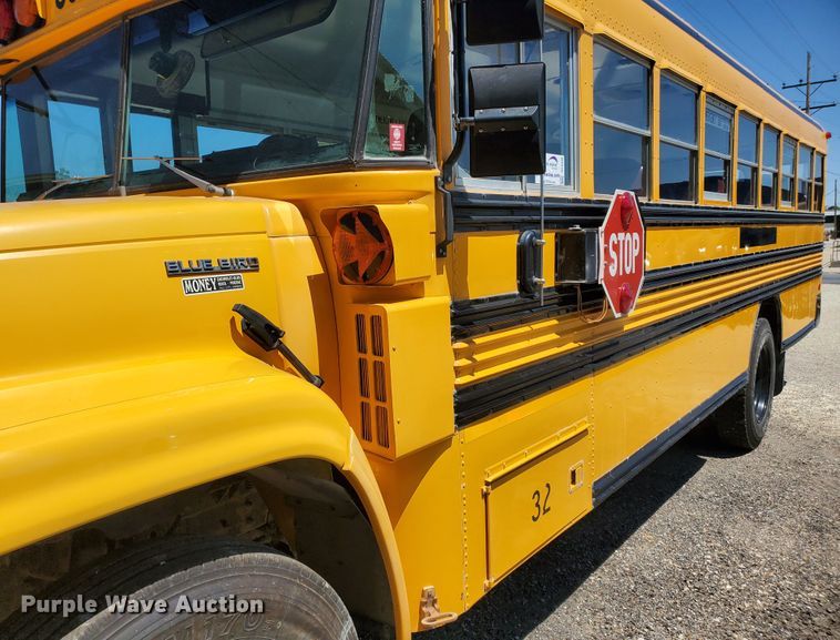 image for item DF5586 2000 Chevrolet  Blue Bird school bus