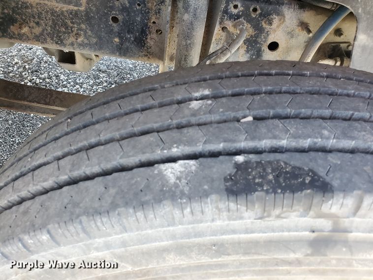 image for item DF5586 2000 Chevrolet  Blue Bird school bus