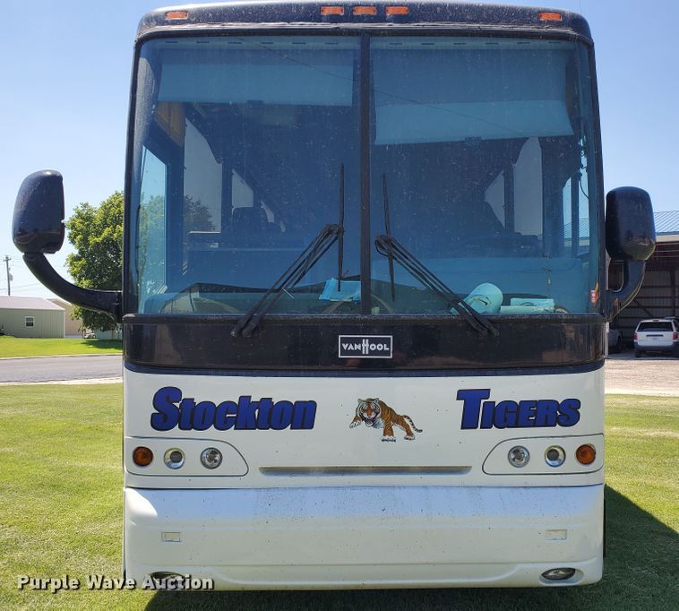 image for item DF5587 2001 Van Hool C2045  coach bus