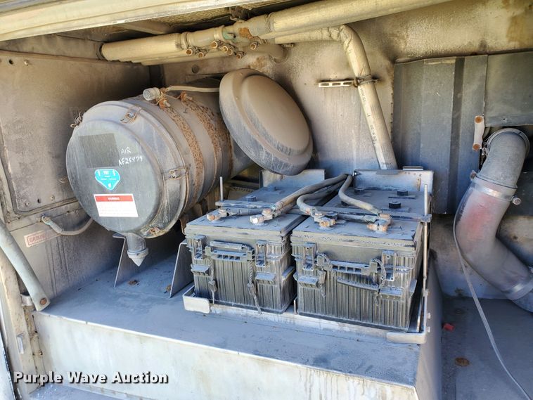 image for item DF5587 2001 Van Hool C2045  coach bus