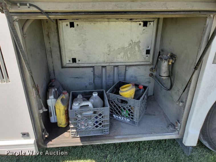 image for item DF5587 2001 Van Hool C2045  coach bus