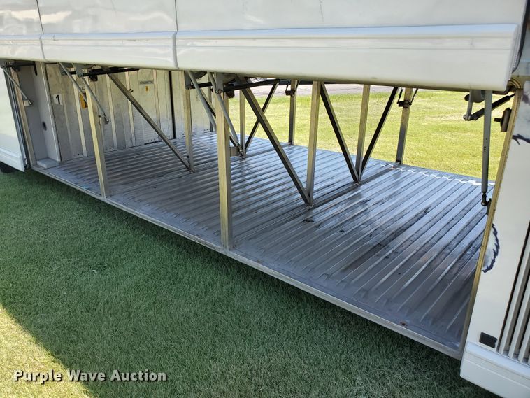 image for item DF5587 2001 Van Hool C2045  coach bus