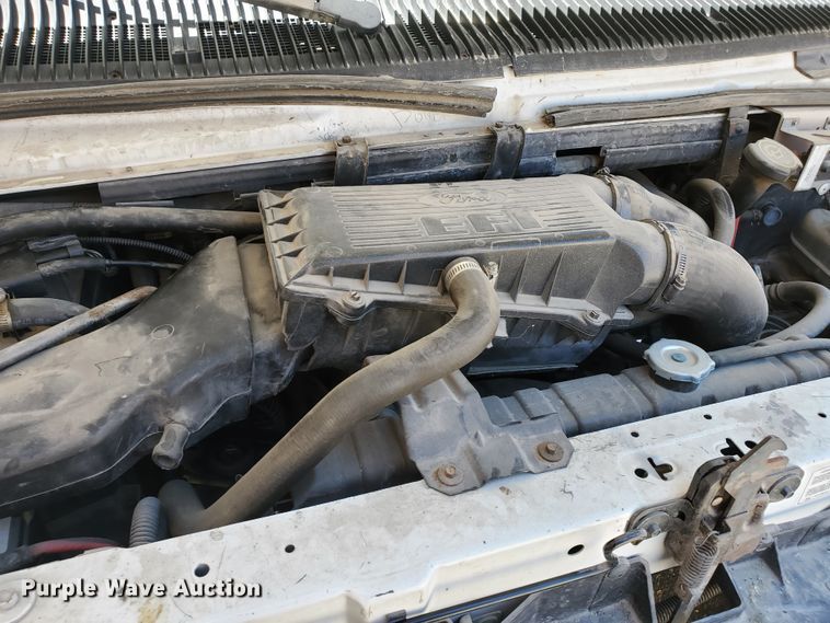 image for item DF5588 1993 Ford Econoline E350  StarTrans shuttle bus