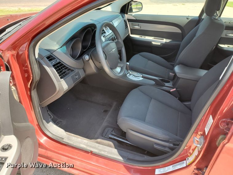 image for item DF5590 2010 Chrysler Sebring Touring