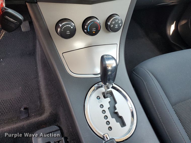 image for item DF5590 2010 Chrysler Sebring Touring