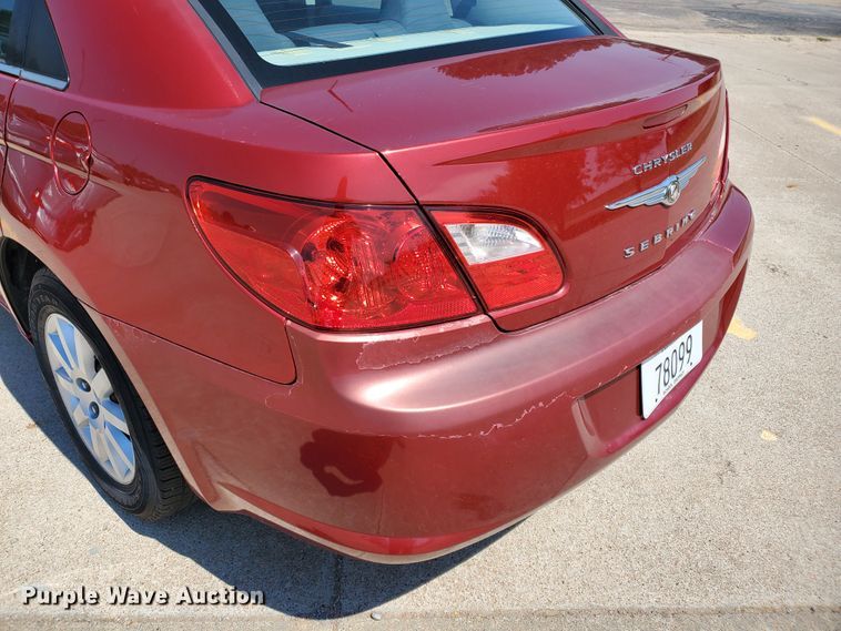 image for item DF5590 2010 Chrysler Sebring Touring