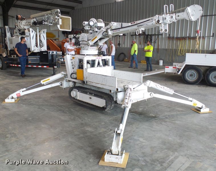 image for item DG1998 2003 Pitman 4000-T mini digger derrick