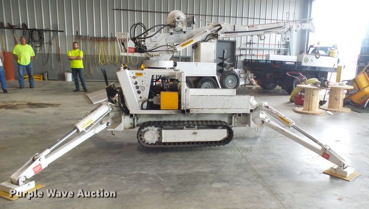 image for item DG1998 2003 Pitman 4000-T mini digger derrick