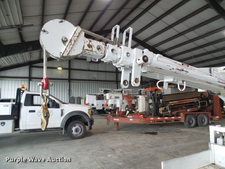 image for item DG1998 2003 Pitman 4000-T mini digger derrick