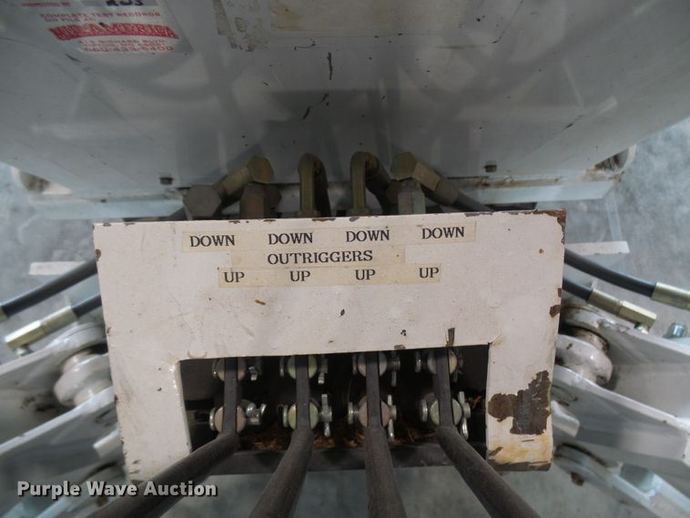 image for item DG1998 2003 Pitman 4000-T mini digger derrick