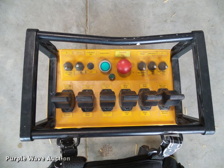 image for item DG1998 2003 Pitman 4000-T mini digger derrick