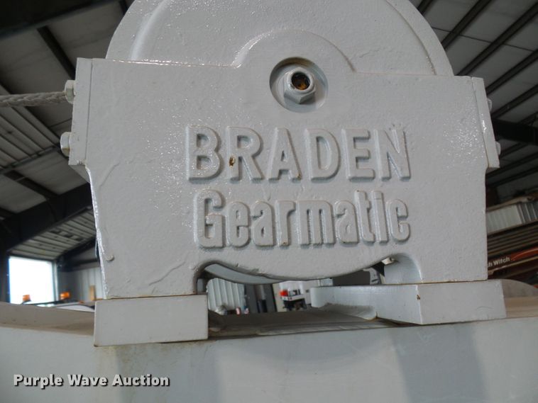 image for item DG1998 2003 Pitman 4000-T mini digger derrick