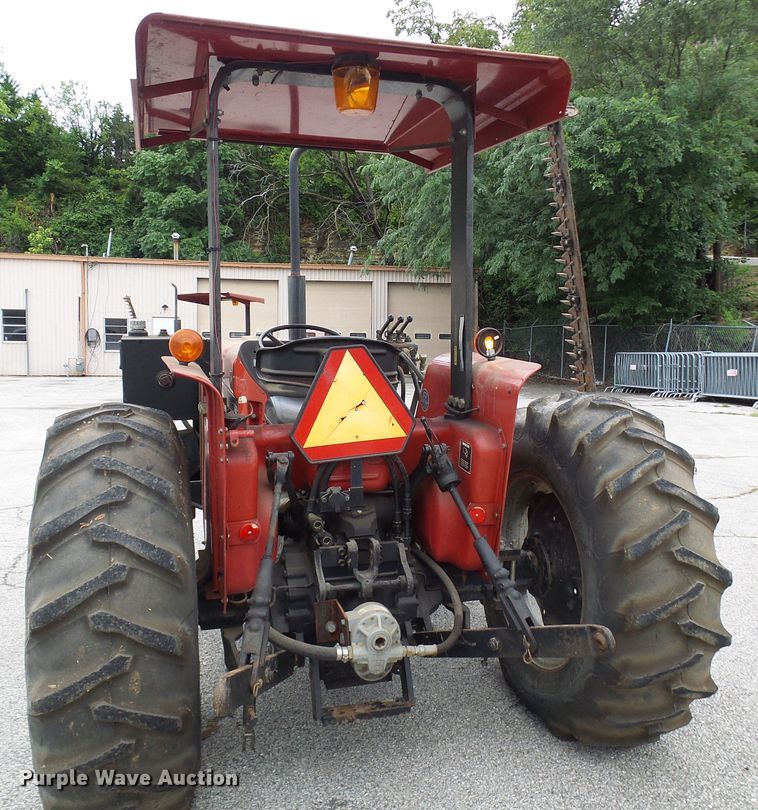 image for item DG2010 1990 Case IH 585  tractor