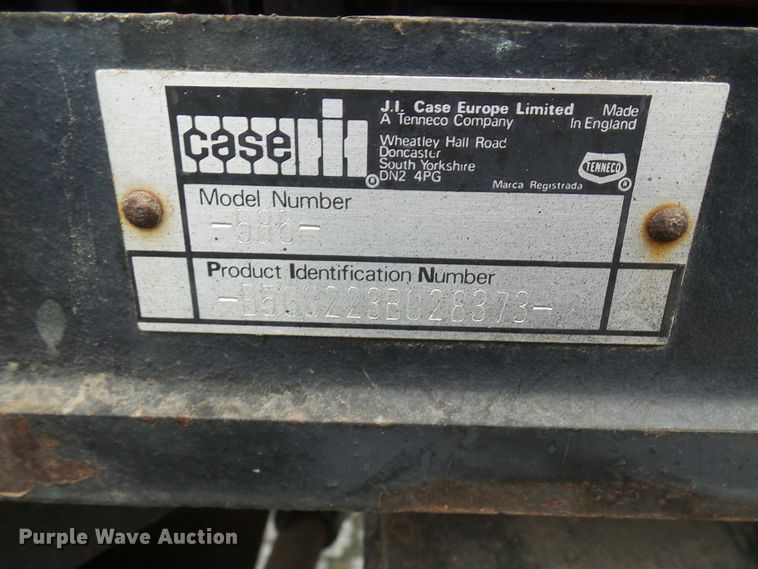 image for item DG2010 1990 Case IH 585  tractor