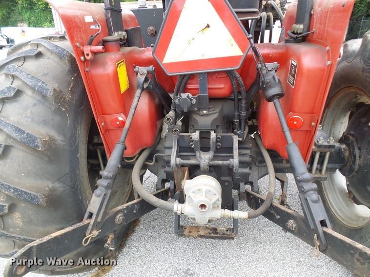 image for item DG2010 1990 Case IH 585  tractor