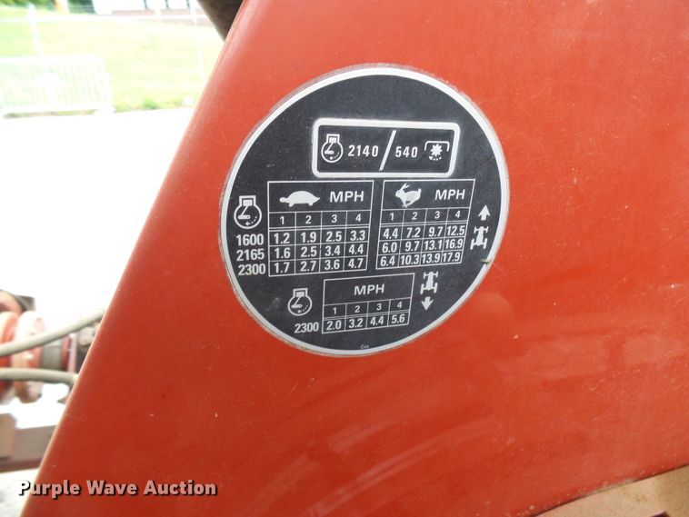 image for item DG2010 1990 Case IH 585  tractor