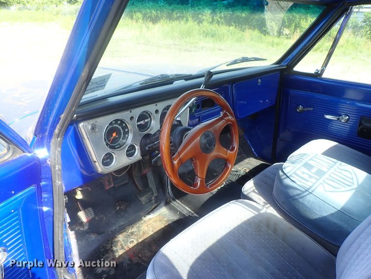 image for item DG2339 1971 Chevrolet C10 pickup truck