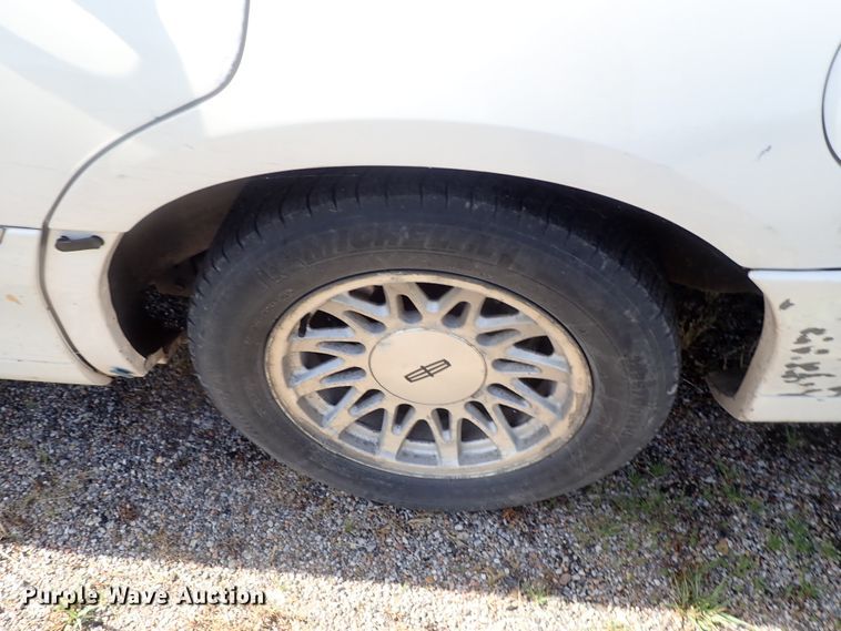 image for item DG2340 1998 Lincoln Town Car