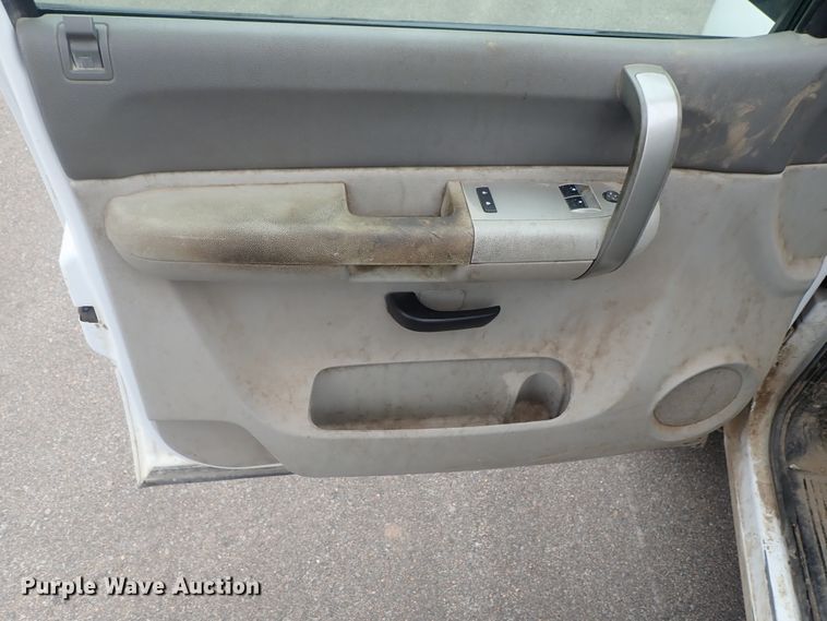 image for item DG2400 2007 Chevrolet Silverado 1500  pickup truck