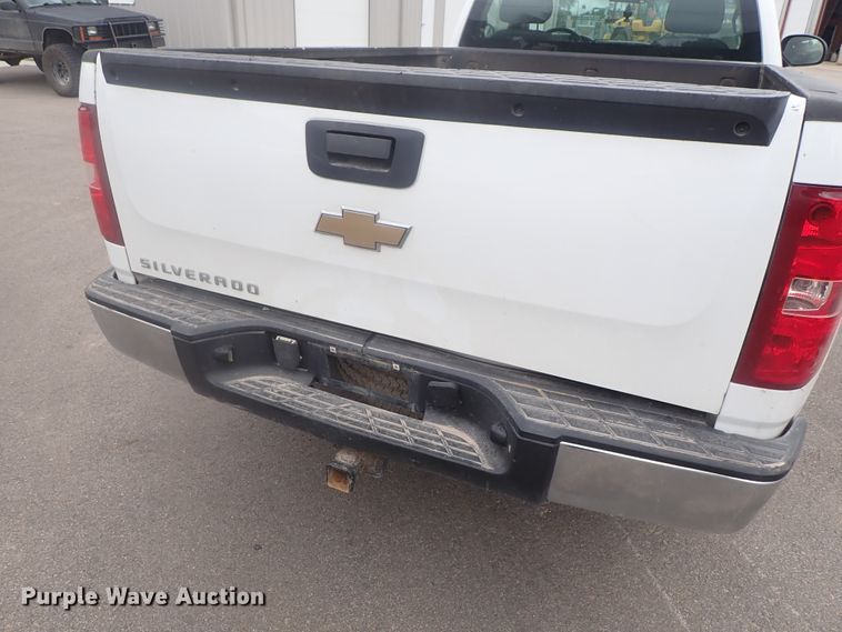 image for item DG2400 2007 Chevrolet Silverado 1500  pickup truck