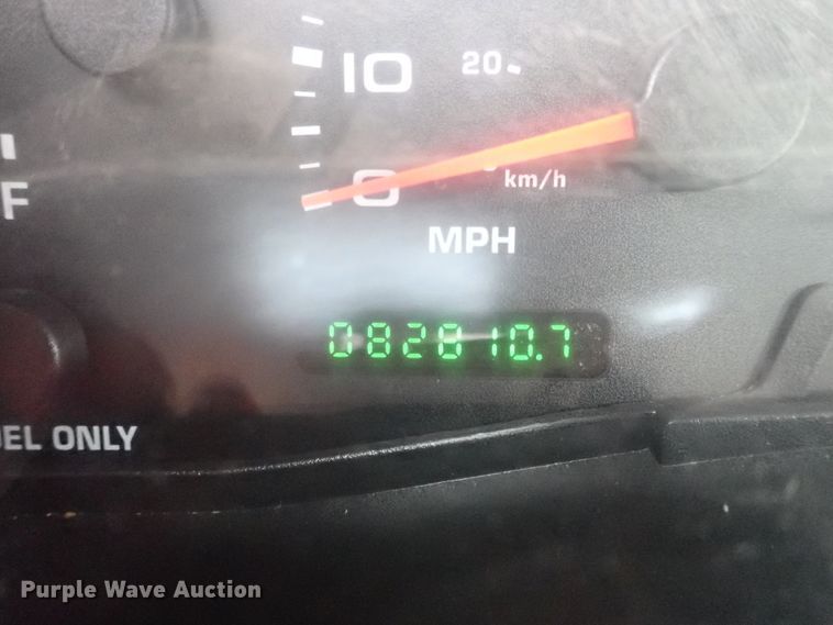 image for item DG2401 2003 Ford F550 Super Duty  bucket truck