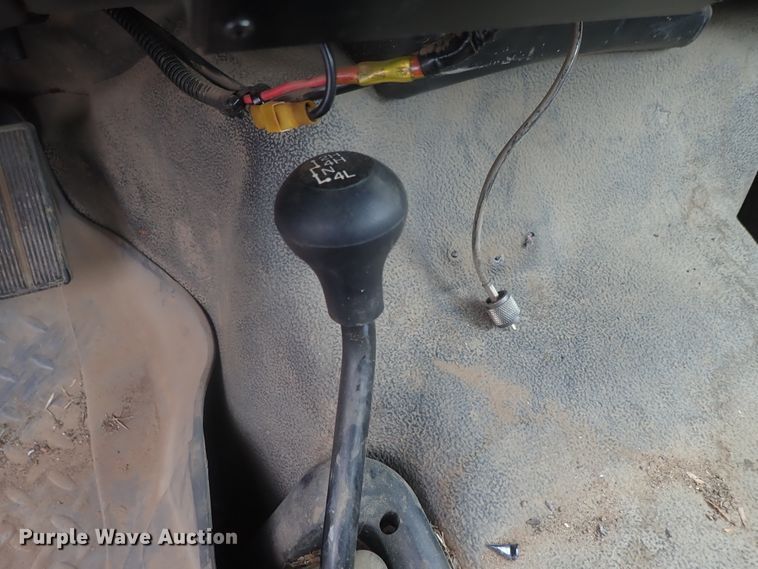 image for item DG2401 2003 Ford F550 Super Duty  bucket truck