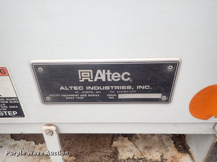 image for item DG2401 2003 Ford F550 Super Duty  bucket truck