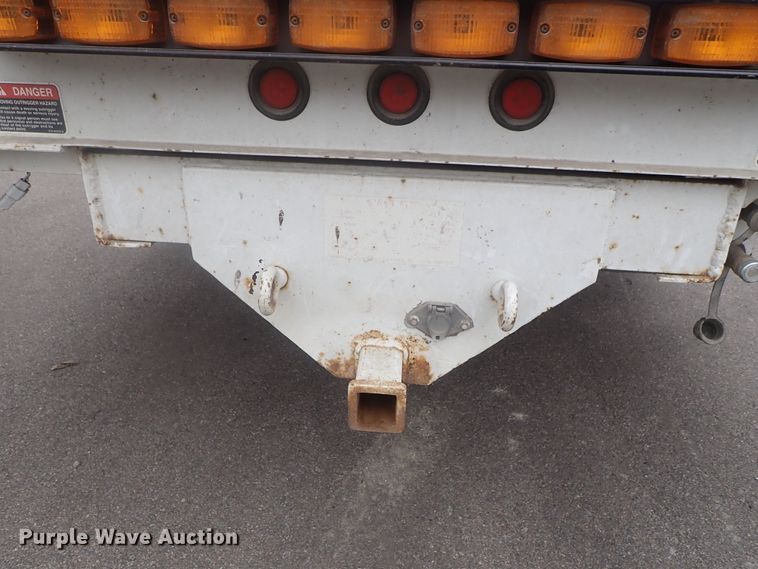 image for item DG2401 2003 Ford F550 Super Duty  bucket truck