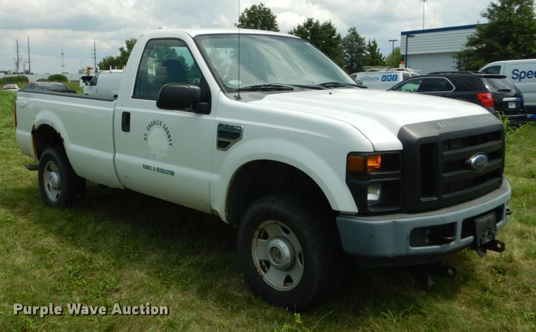 image for item DH5153 2008 Ford F250 Super Duty XL  pickup truck