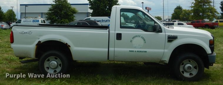 image for item DH5153 2008 Ford F250 Super Duty XL  pickup truck