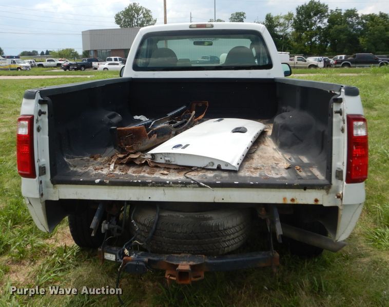 image for item DH5153 2008 Ford F250 Super Duty XL  pickup truck