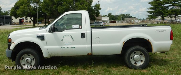 image for item DH5153 2008 Ford F250 Super Duty XL  pickup truck
