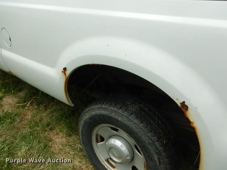 image for item DH5153 2008 Ford F250 Super Duty XL  pickup truck