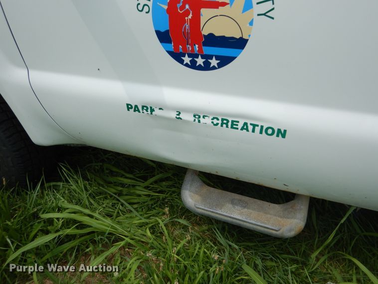 image for item DH5154 2006 Ford F250 Super Duty XL  SuperCab pickup truck