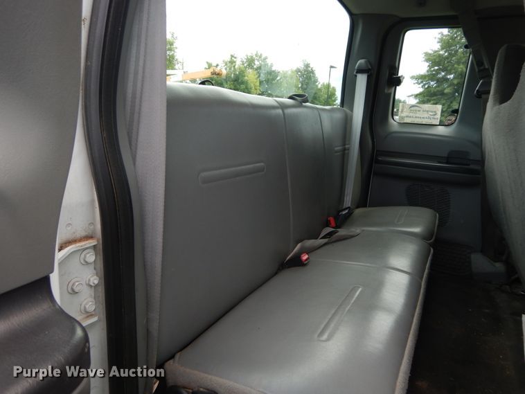 image for item DH5154 2006 Ford F250 Super Duty XL  SuperCab pickup truck