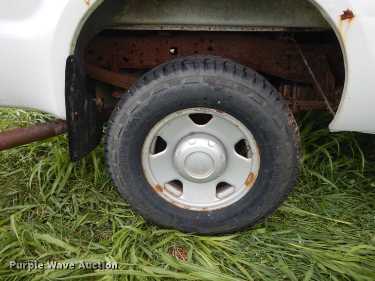 image for item DH5154 2006 Ford F250 Super Duty XL  SuperCab pickup truck