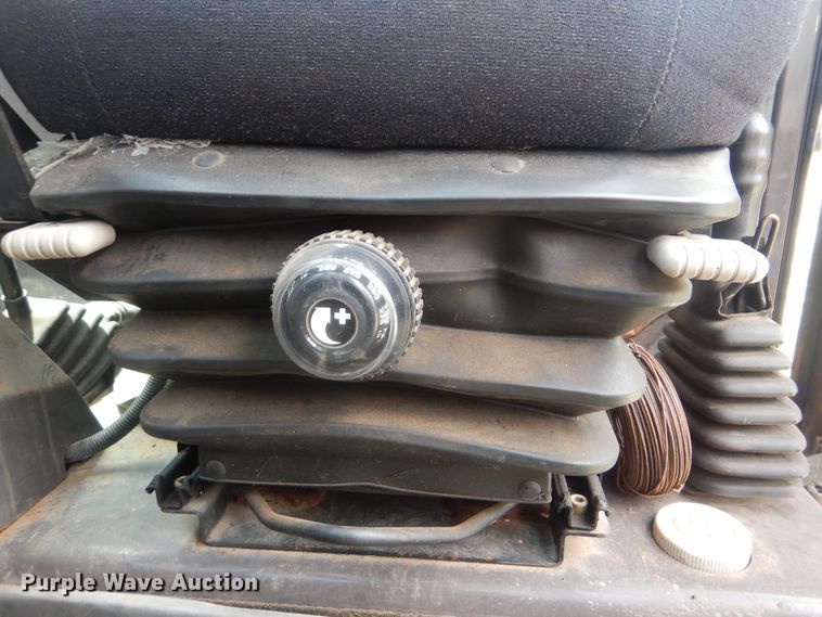 image for item DI0285 2005 Manitou MT1740SLT  telehandler