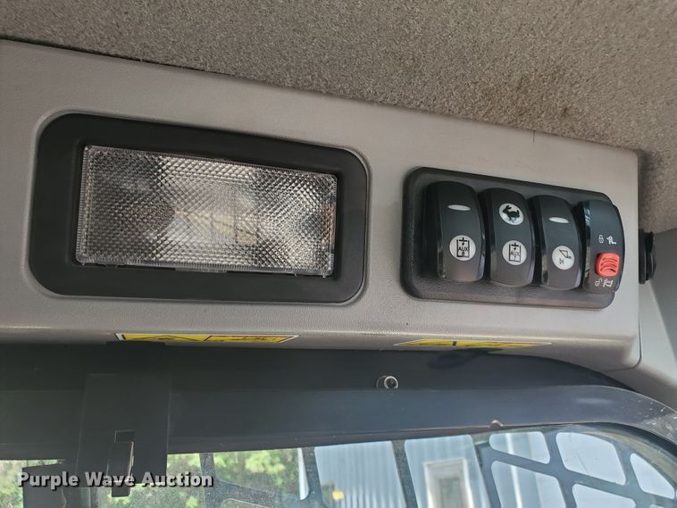 image for item DJ3148 2014 Caterpillar 299D XHP  tracked skid steer loader