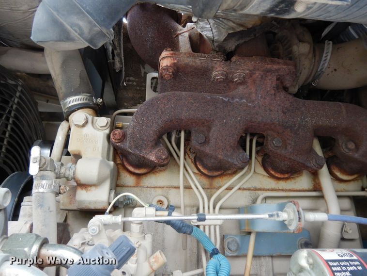 image for item DJ4314 2000 Elgin Pelican P  street sweeper