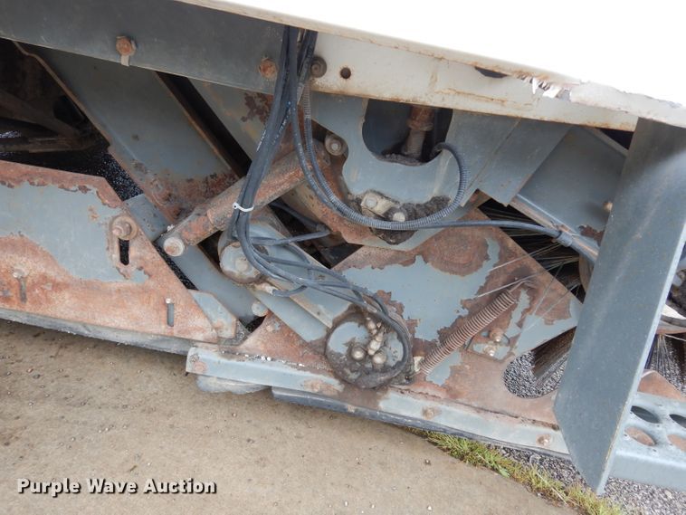 image for item DJ4314 2000 Elgin Pelican P  street sweeper