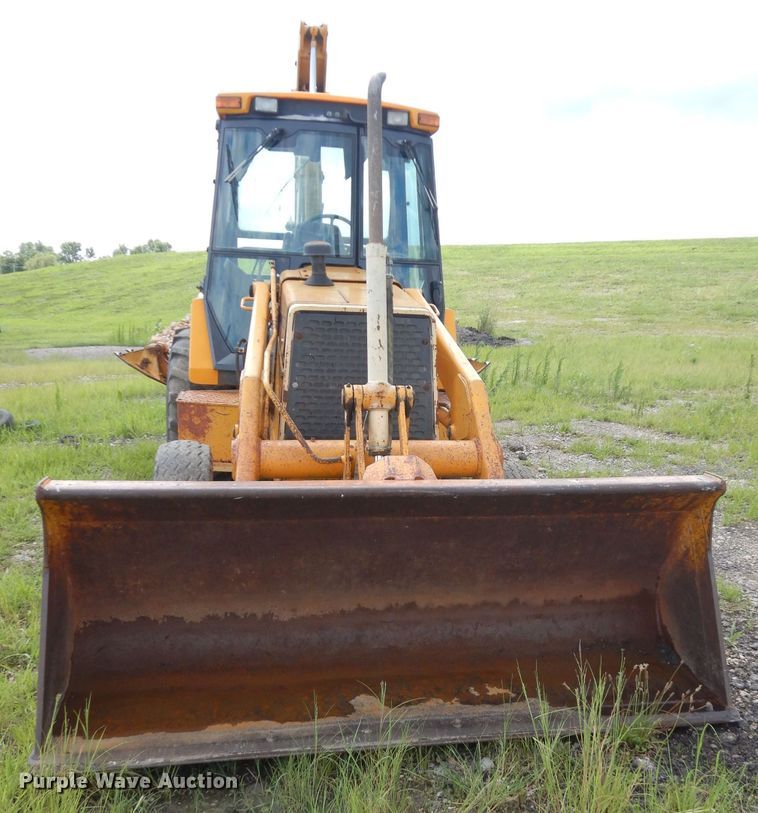 image for item DJ4316 1992 John Deere 300D  backhoe