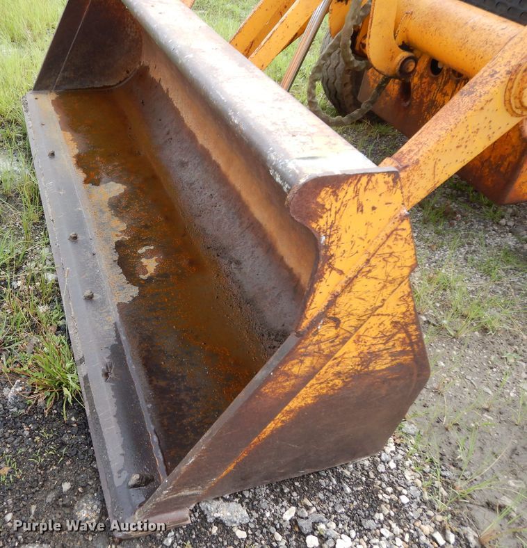 image for item DJ4316 1992 John Deere 300D  backhoe